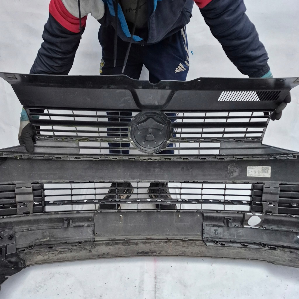 фото №11, Vw t6 multivan 7e0 15- бампер перед передній решітка радіатора