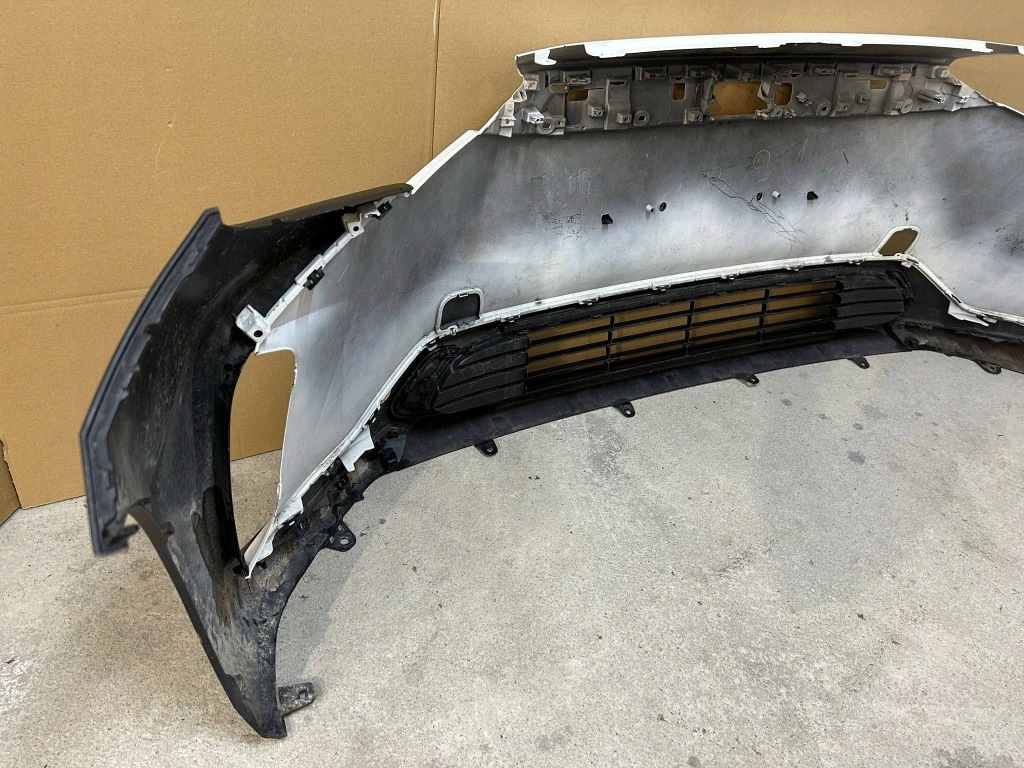 Бампер передний toyota bz4x 22- 5211942a80 Доставка