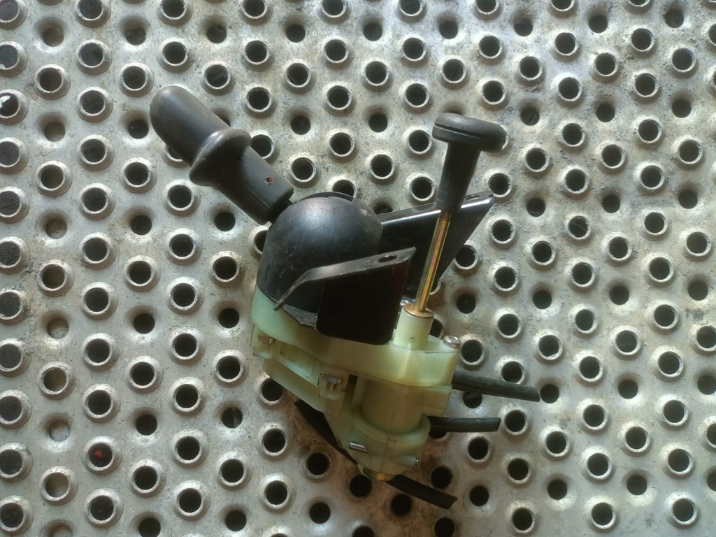 фото №1, Рычаг рычаг тормоза ручного volvo fh