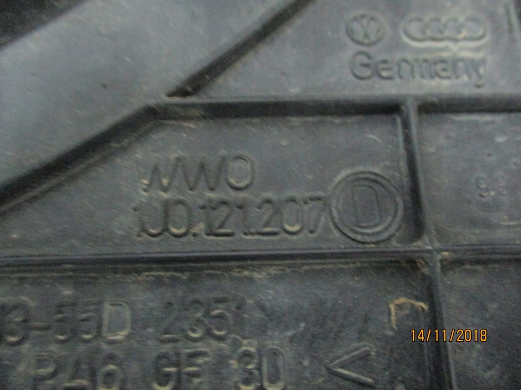 фото №4, Корпус вентилятора 1j0121207d vw golf iv octavia
