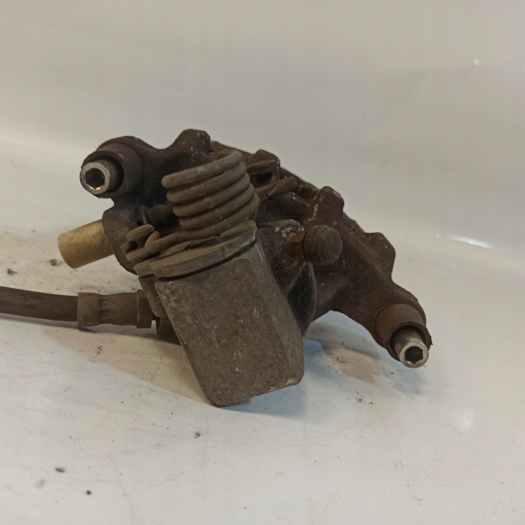 фото №5, Ford focus mk3 суппорт тормозной правый задняя