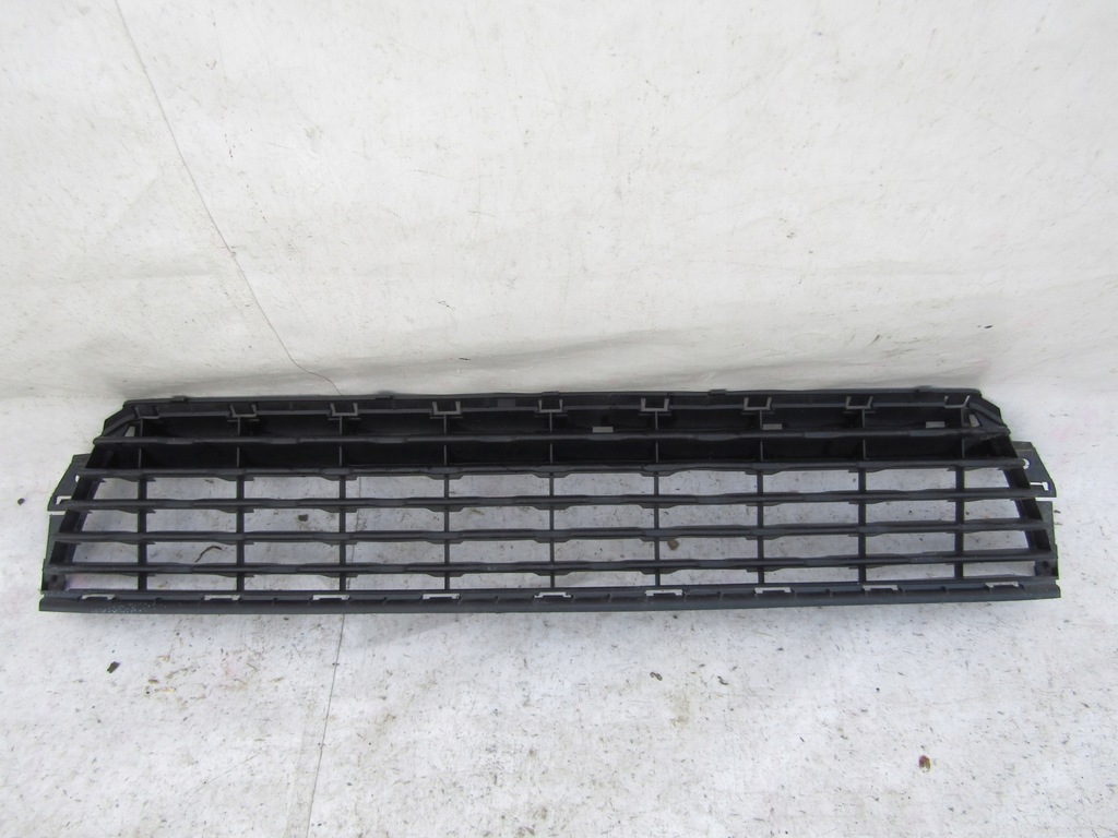 фото №1, Решётка бампера перед citroen c3 picasso 09-12