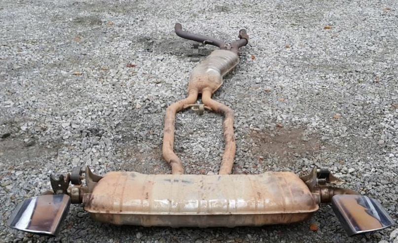 фото №1, Vw touareg 7p вихлоп гасник