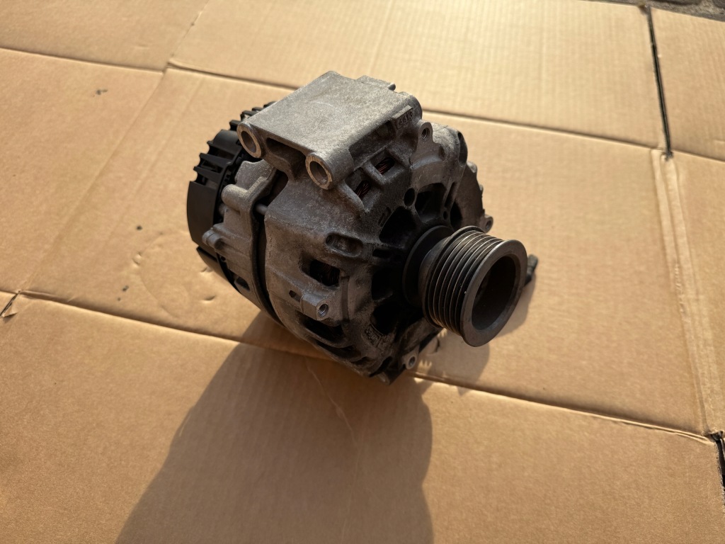 Генератор audi vw skoda 06l903018h с Разборки