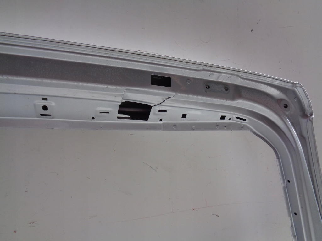 Кришка багажника задня vw touran 5ta 16- nr 41047 Київ