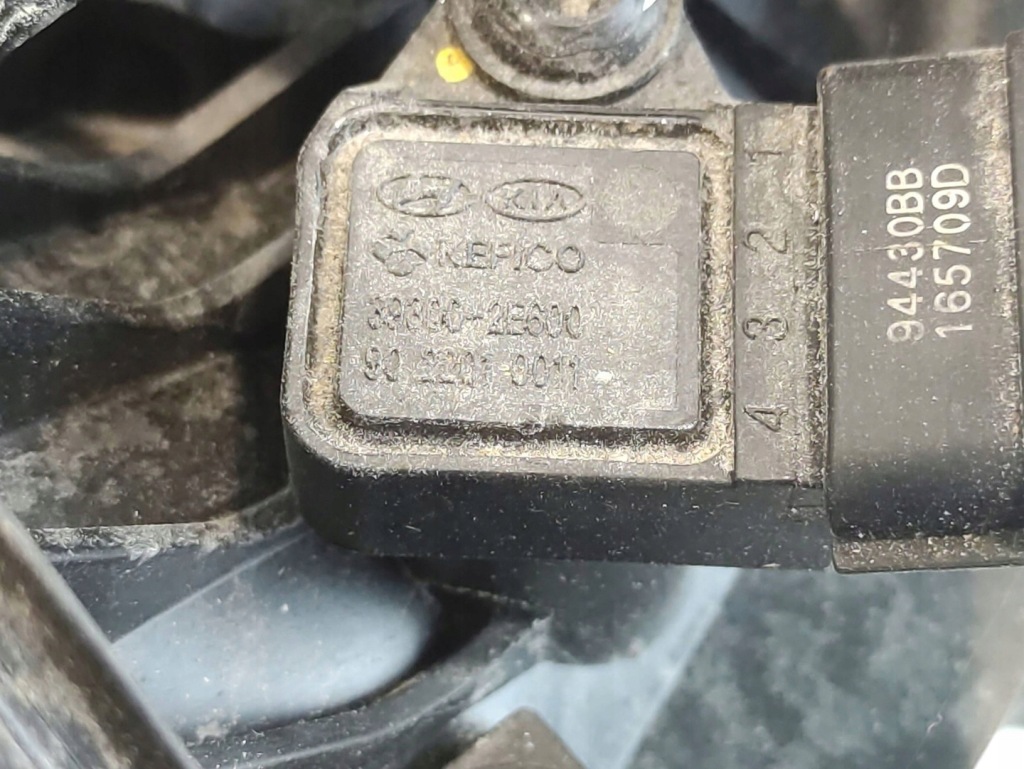 Kia niro коллектор впускной  2830003ha0 интеркулер Недорого