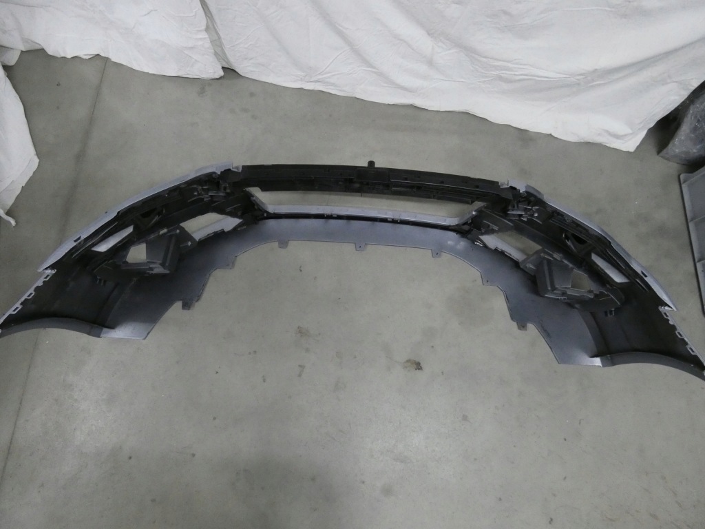 фото №16, Audi оригинальный номер 4g0807437s бампер