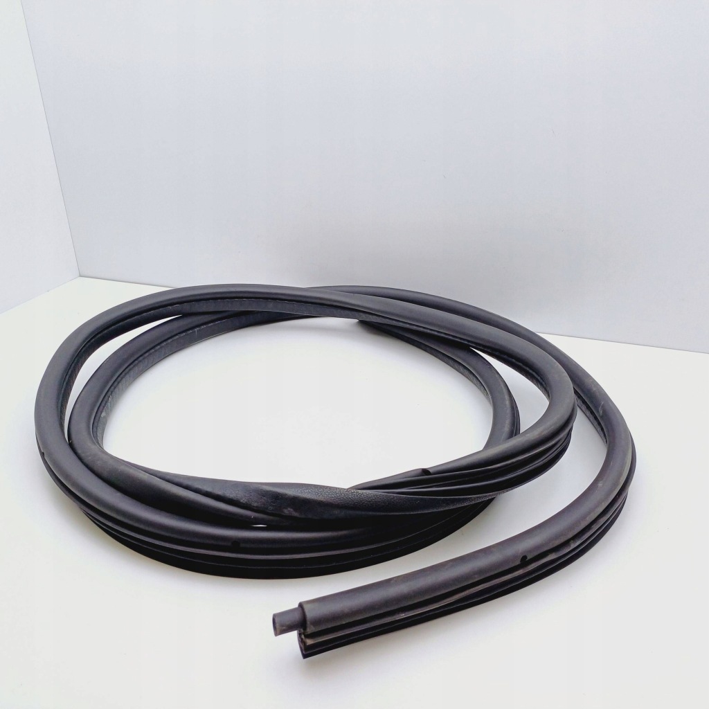 Купити Прокладка кузовна правий задня renault megane i lift nr83