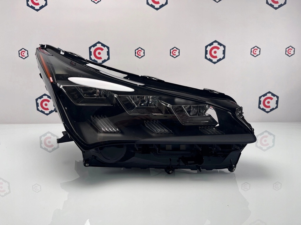 фото №1, Лампа права перед lexus nx full led