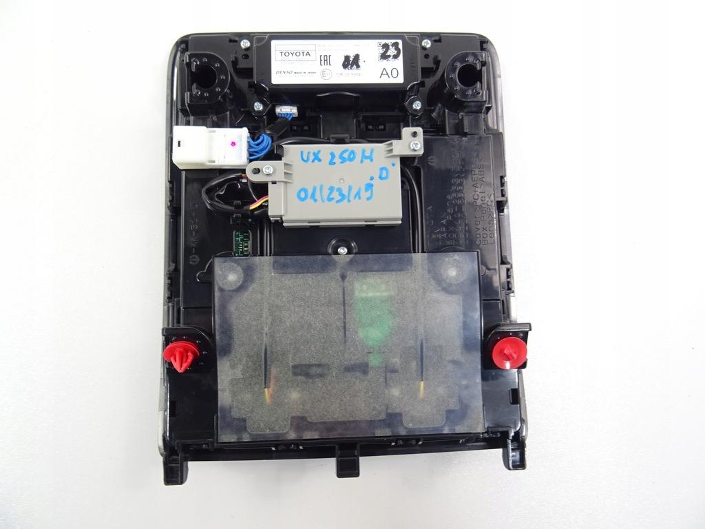 фото №9, Lexus ux 250h лампа потолочный 867e1-33011