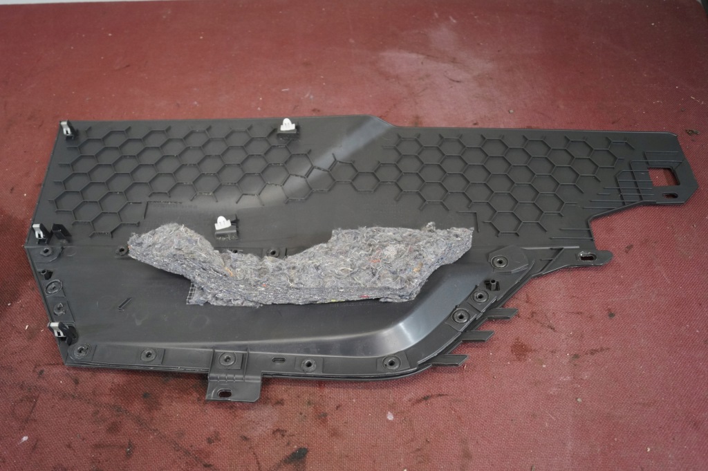 фото №5, Защита обшивка туннель правая peugeot 3008 i 09-16r