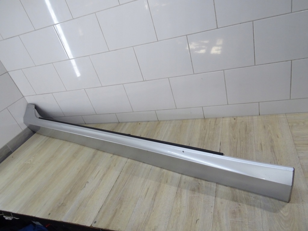 фото №1, Volvo s90 v90 права молдинг поріг поріг 2017- 31672373