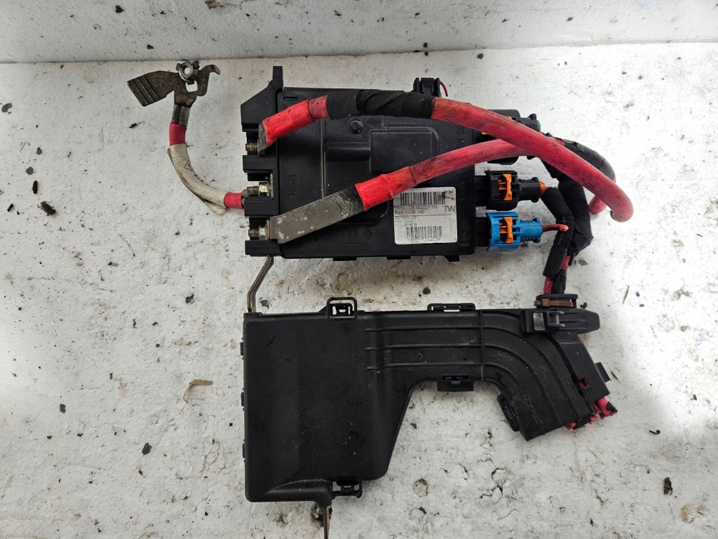 фото №1, Модуль акумулятор клема bdu renault megane iii 243800011r