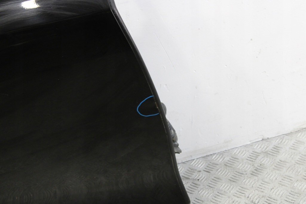 Дверь правый  задняя задняя lexus ct200h Доставка