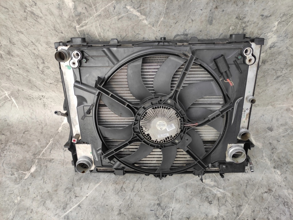 Ремінь передній підсилювач передній радіатор вентилятор bmw e60 e61 535i n54b30 3 Оригінал