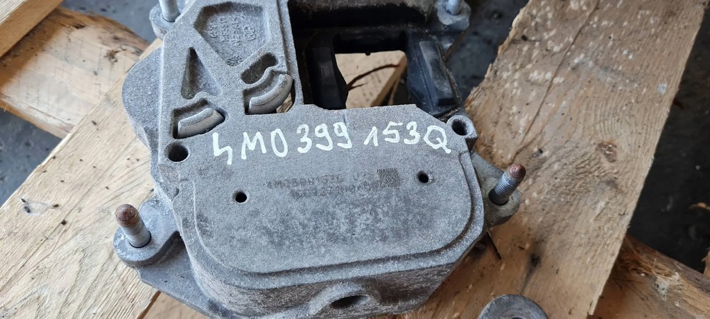 фото №11, A6 c7 4g lift кронштейн кронштейн коробки подушка 3.0 tfsi s-tronic a7 4g