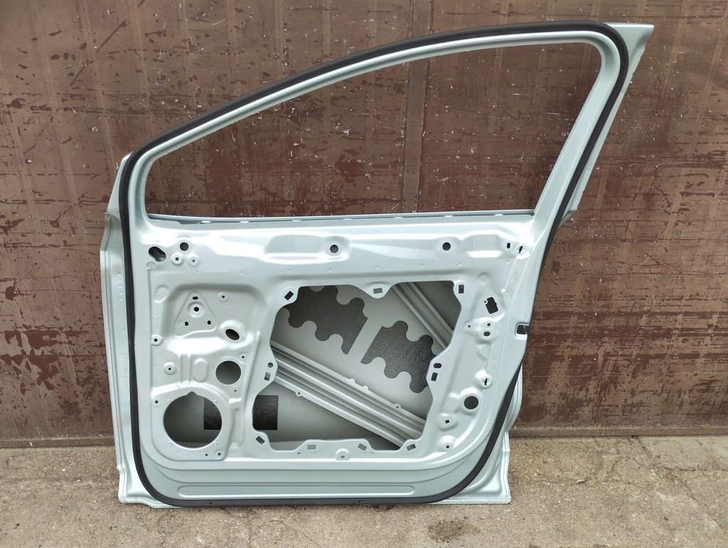 фото №9, Дверь правое перед skoda enyaq 5la