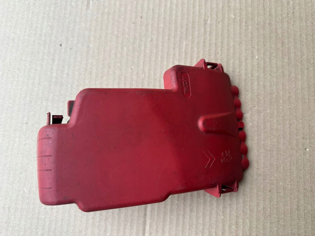 Citroen peugeot защита клеммы плюсовой 9662286280 Киев