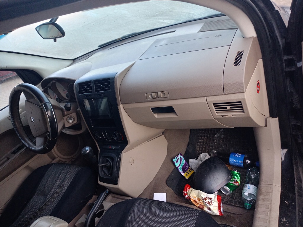 фото №1, Приборная панель консоль подушки безопасности dodge caliber 06-10