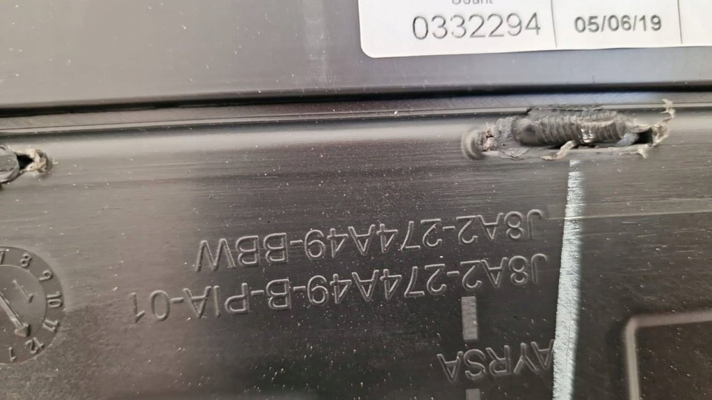 фото №4, Land rover range rover velar молдинг двері лівий задня j8a2274a49b nowa