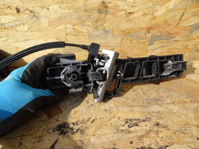 фото №5, Ford transit courier 2015 ручка замок дверь левый