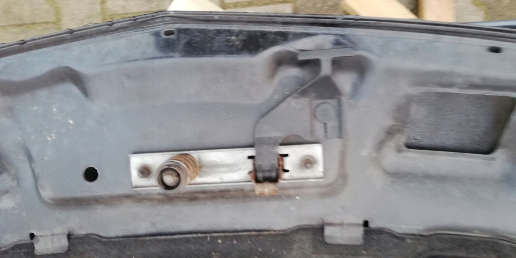 Капот кришка передня двигуна renault clio 2 рестайлінг Доставка