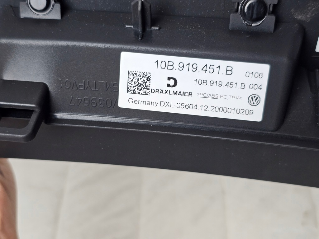 фото №9, Молдинг защита панели консоли заглушка vw id3 id 3 id.3 10b919451b