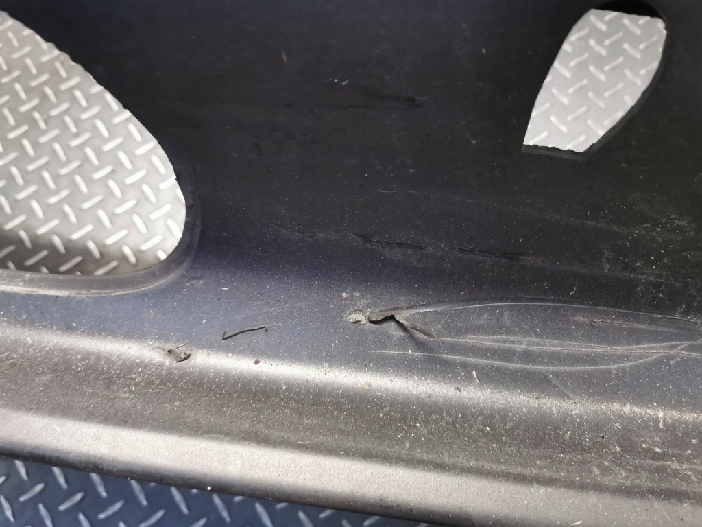 фото №6, Бампер задняя bmw x5 e53 fl код лакокрасочного покрытия schwarz