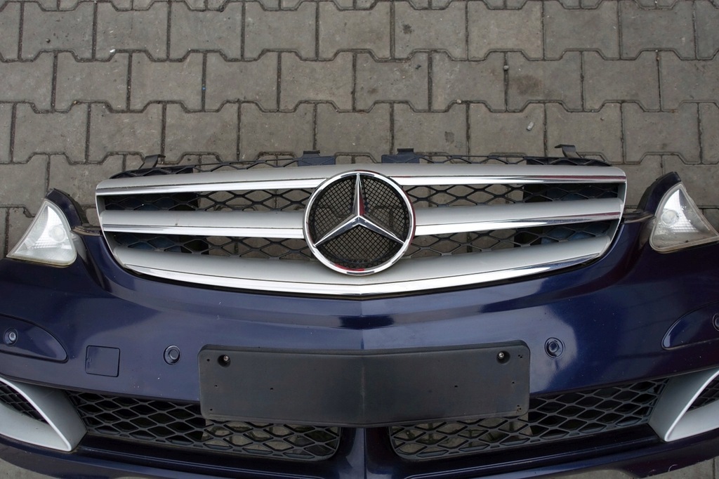 фото №6, Mercedes w251 бампер перед передний 359 pdc r-klas