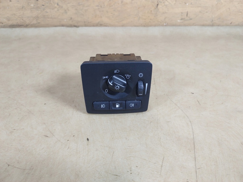 фото №1, Volvo c30 вимикач світла 30772412