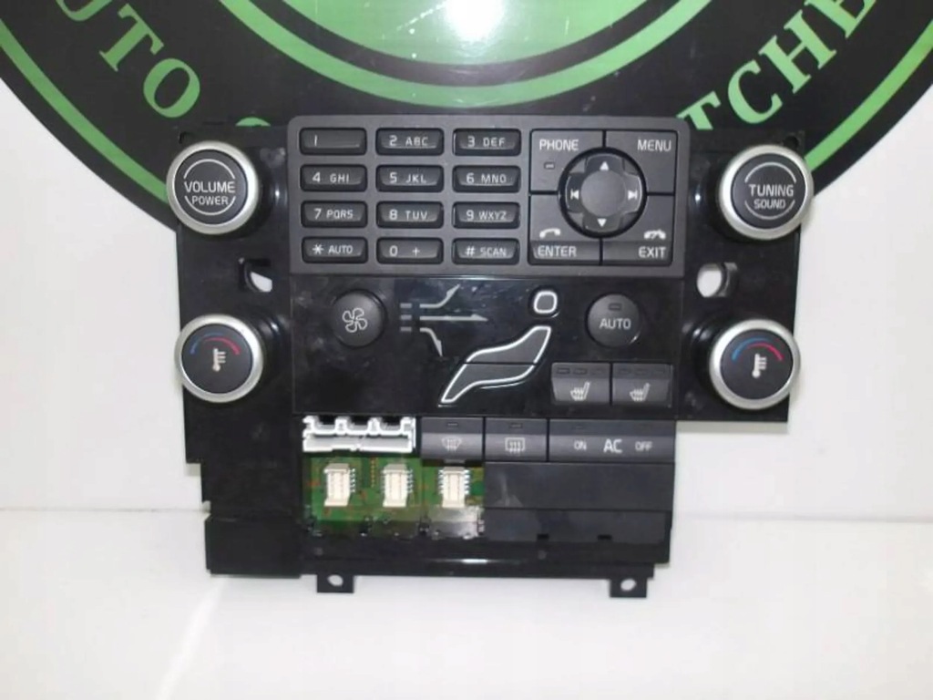 фото №1, Volvo xc60 панель кондиционера радио