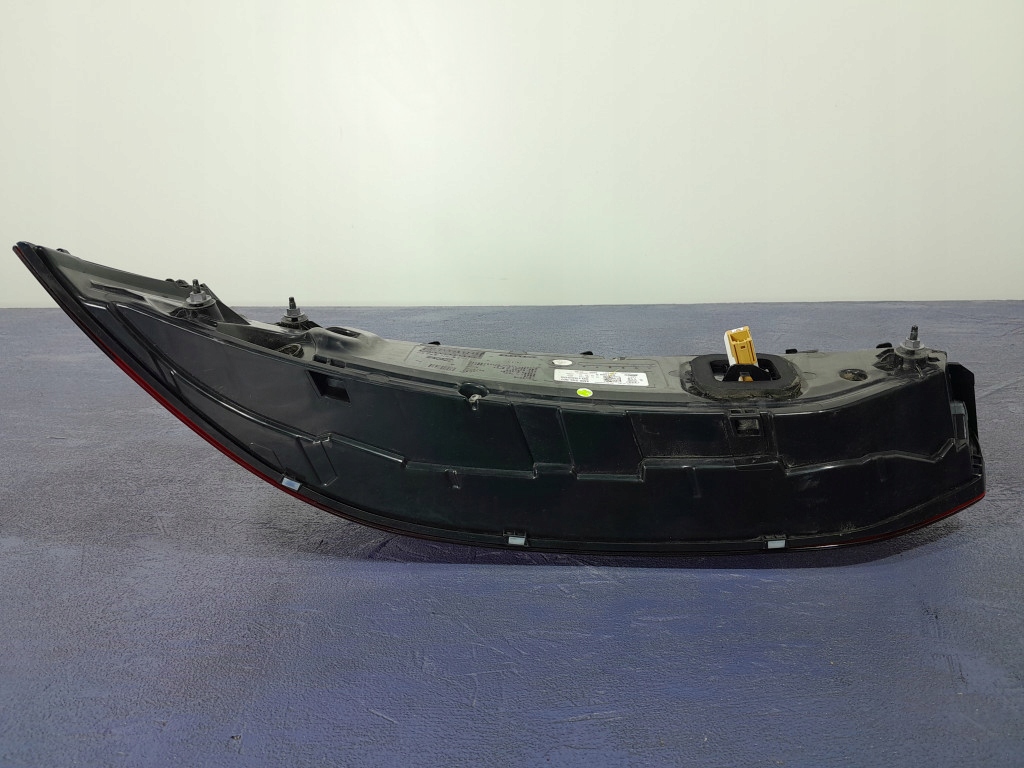 Audi q7 2 4m рестайлинг  фара задний левая w крышке  led задняя 4m0945307 Недорого