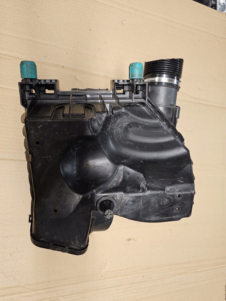 фото №5, Корпус фильтра воздуха mercedes a6540900201 a6540940204