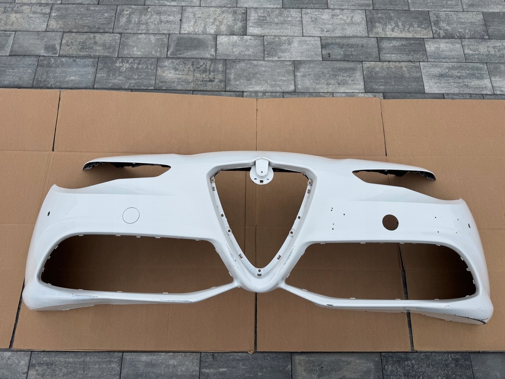 фото №1, Бампер перед alfa romeo giulia veloce pdc оригінал