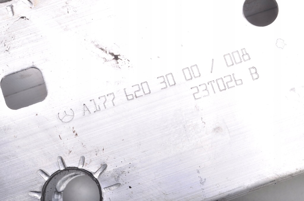 фото №6, Mercedes eqb x243 кронштейн зона деформации a1776203000