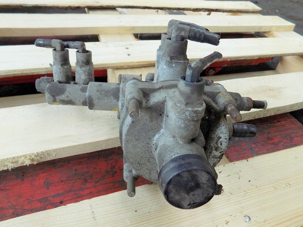 фото №4, Renault premium 250dci клапан регулятор