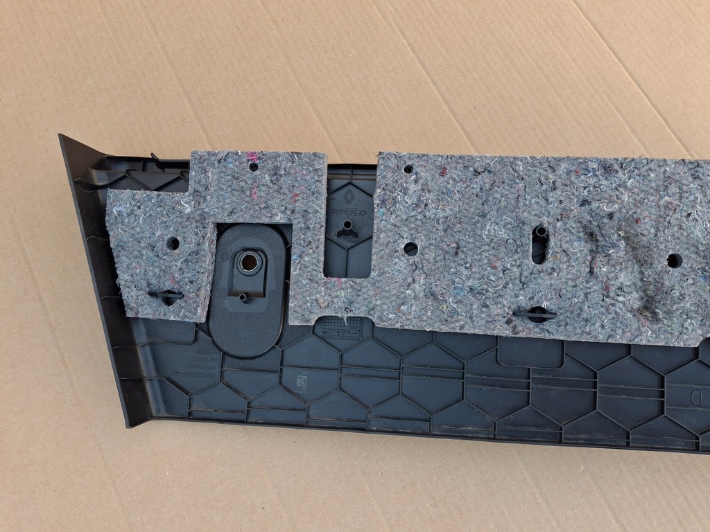 фото №7, Renault captur ii 23r обшивка обивка багажника правая 767h23209r