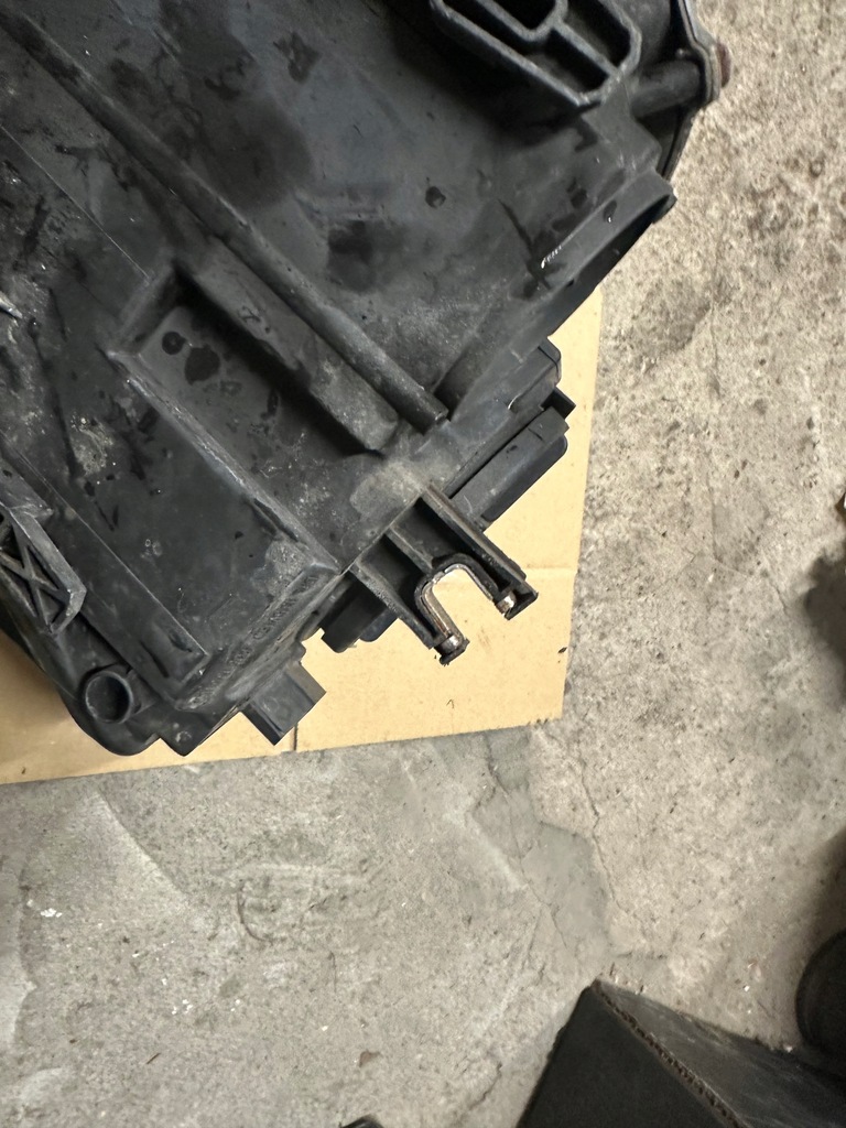 фото №11, A4 b8 s4 лампа правая перед передняя bi ксенон uk 8k0941004h