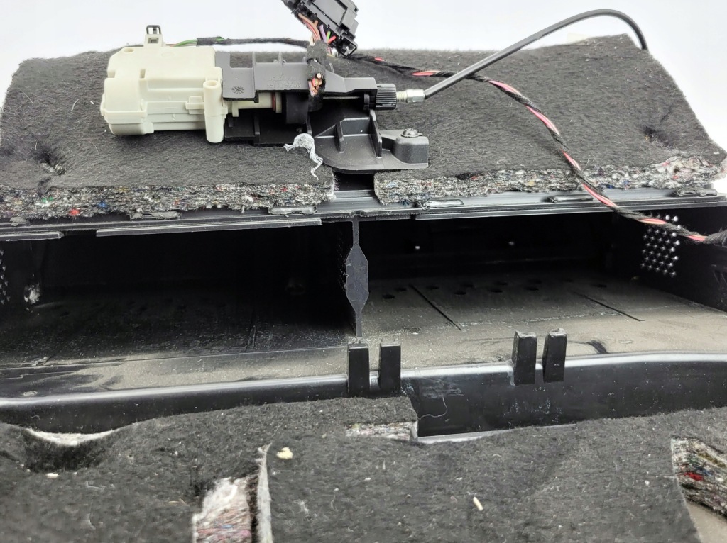 фото №6, Audi a6 c6 бардачок пассажира szary 2 полка europa 4f1857035ak soul