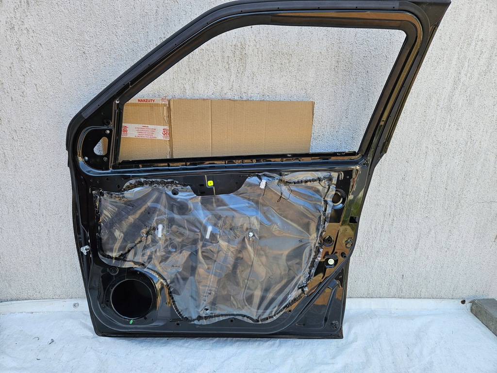 фото №8, Дверь передние правое suzuki swift mk7 zce 5d