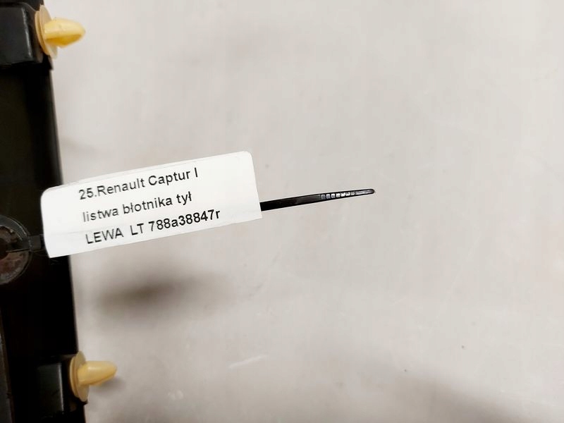 фото №8, Renault captur i молдинг крыла задняя левая lt