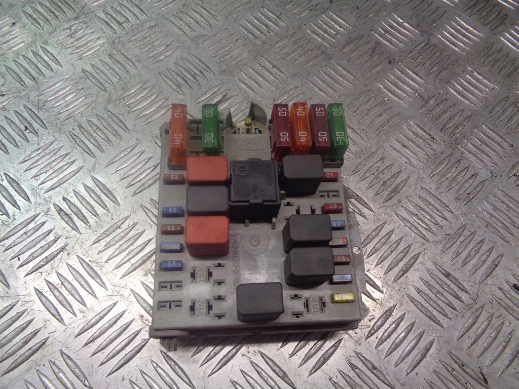 фото №1, Коробка предохранителей alfa romeo 147 1.6