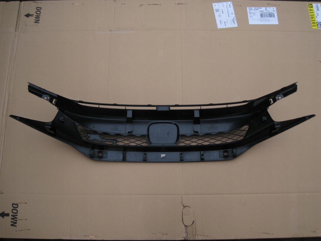 фото №9, Решітка радіатора решітка радіатора honda civic x 2017-2022r type-r