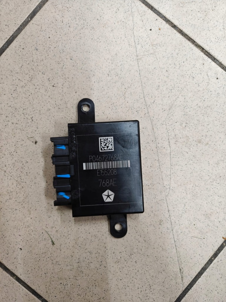 Купити Модуль підсилювача паркування jeep gladiator 04672768ae