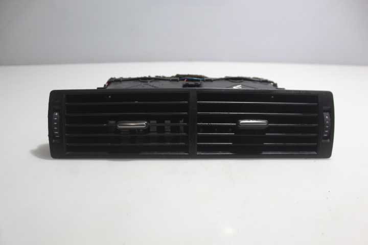 фото №1, Решётка обдув средняя audi a4 b6