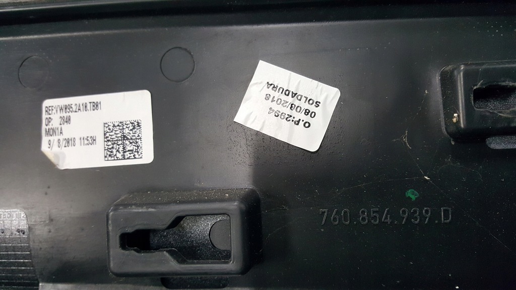 фото №12, Молдинг двері лівий перед vw touareg iii 760854939d демонтаж