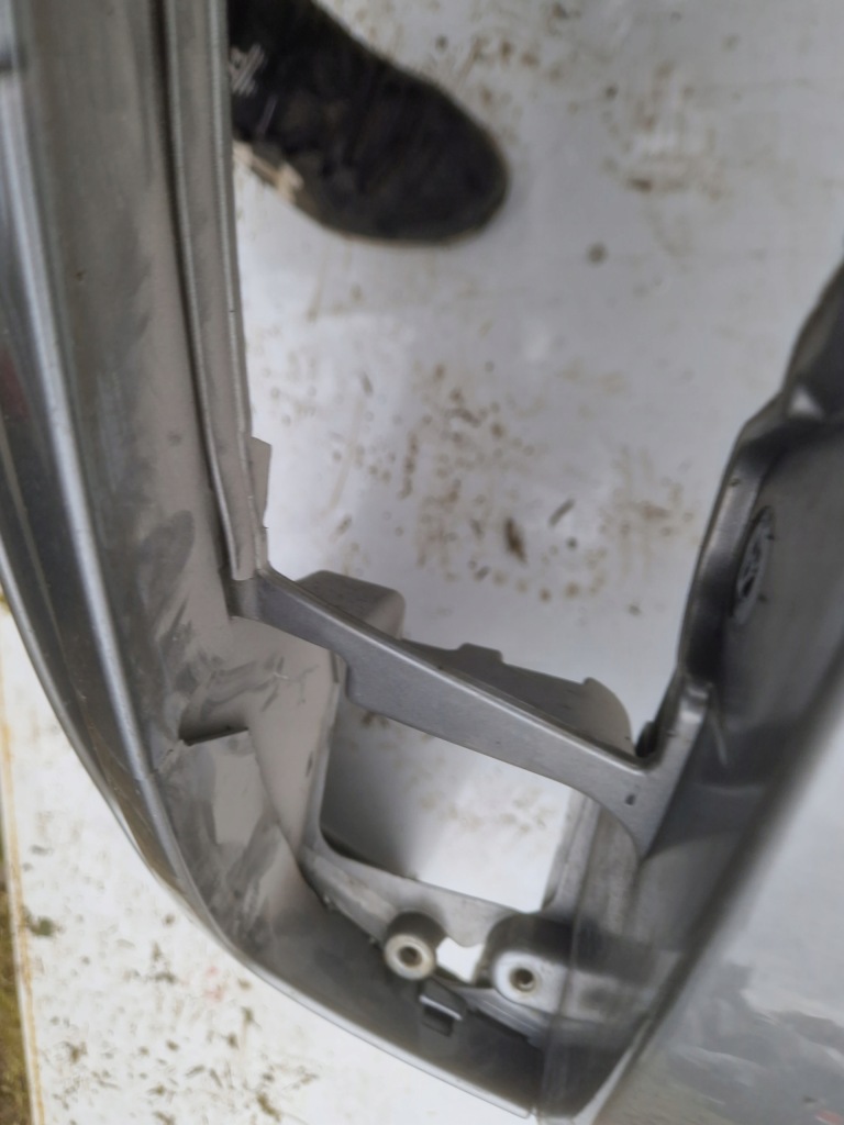 фото №8, Audi a4 b7 бампер передний перед 8e0807110