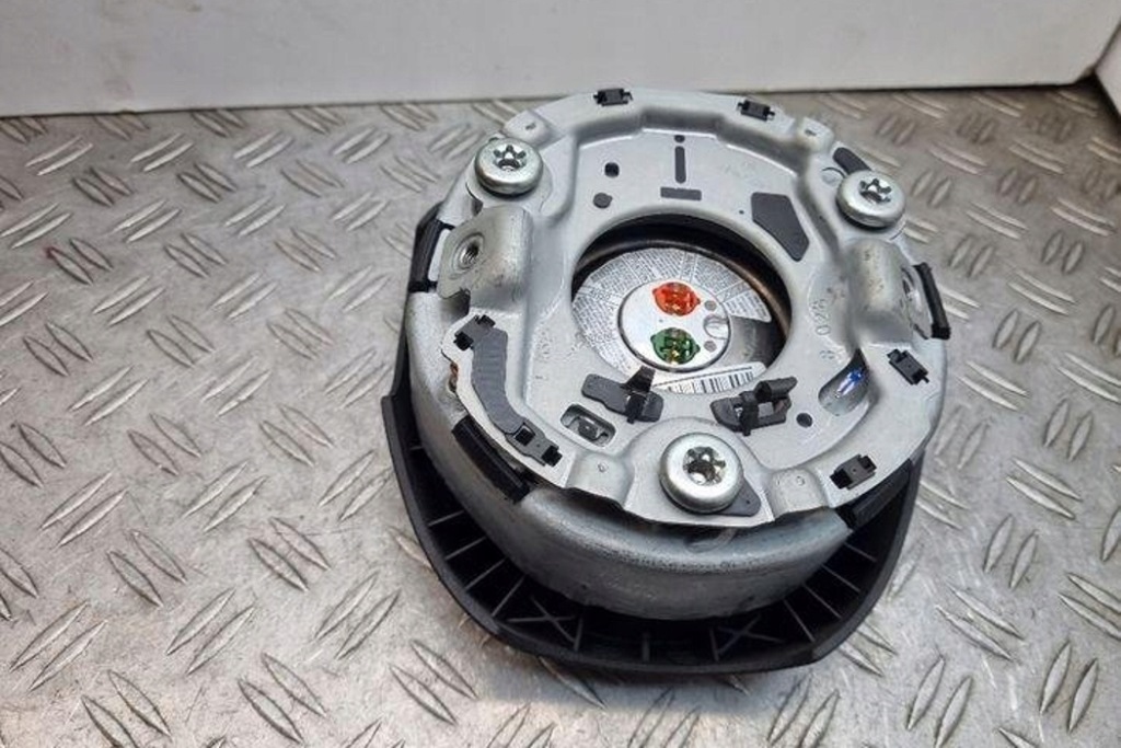 фото №9, Подушка безпеки водія audi q7 4l 4l0880201t 3.0l дизель 171kw 2007