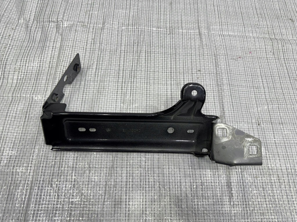 фото №1, Кронштейн крыла alfa romeo stelvio