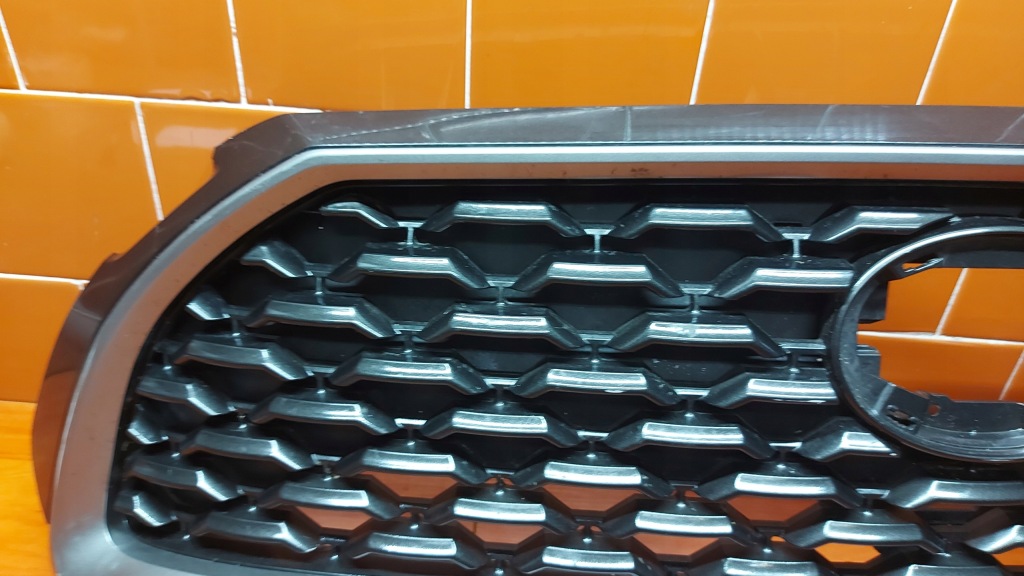 фото №5, Решётка радиатора решётка радиатора бампера перед toyota corolla cross 22-